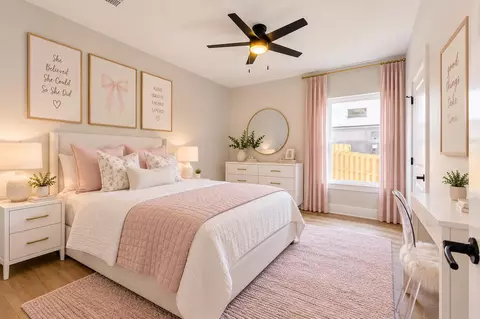 Bedroom - 2462 Hammock Ln, Crestview, FL 32536 photo 8 of 8