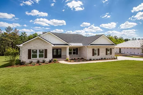 Exterior - 2462 Hammock Ln, Crestview, FL 32536 photo 1 of 2