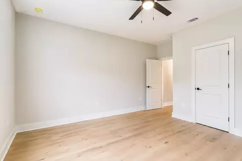 Bedroom - 2462 Hammock Ln, Crestview, FL 32536 photo 6 of 8