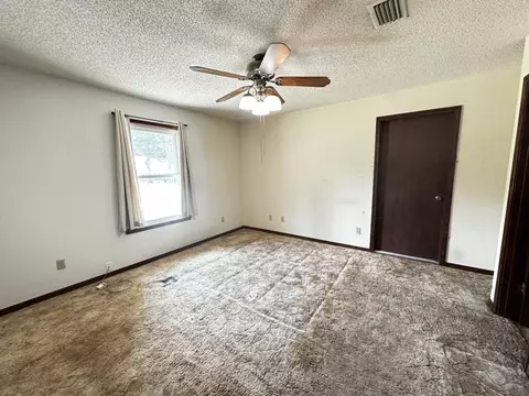 Bedroom - 310 Springwood Cir, Crestview, FL 32536 photo 3 of 4