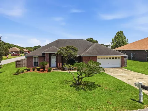 2264 Lewis St, Crestview, FL 32536 photo 2
