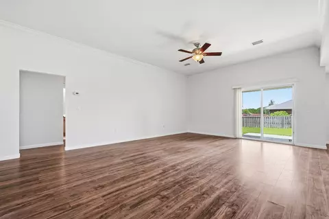 2264 Lewis St, Crestview, FL 32536 photo 8