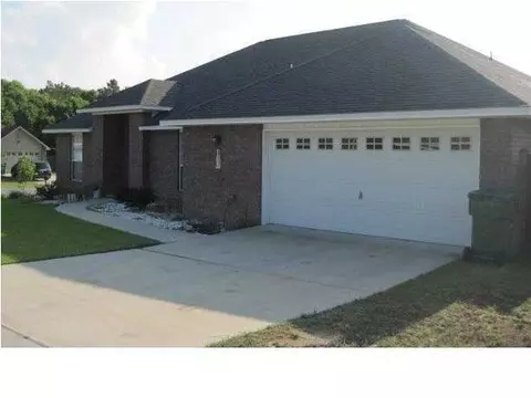 2264 Lewis St, Crestview, FL 32536