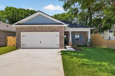 1609 26th St, Niceville, FL 32578