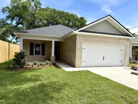 1607 26th St # A, Niceville, FL 32578