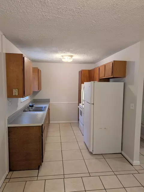 6453 Julia Dr, Milton, FL 32570