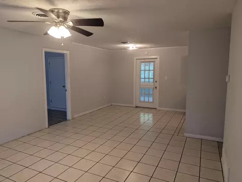 Living - 6453 Julia Dr, Milton, FL 32570 photo 1 of 3