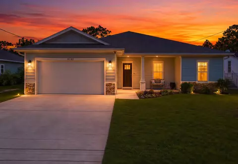 9152 Timber Ln, Navarre, FL 32566