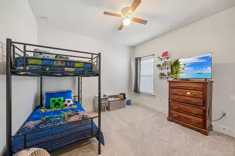 Bedroom - 211 Lyla Ln, Crestview, FL 32539 photo 4 of 6
