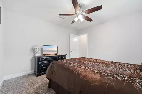 Bedroom - 4730 Chanson Crossing Xing, Crestview, FL 32539 photo 6 of 9