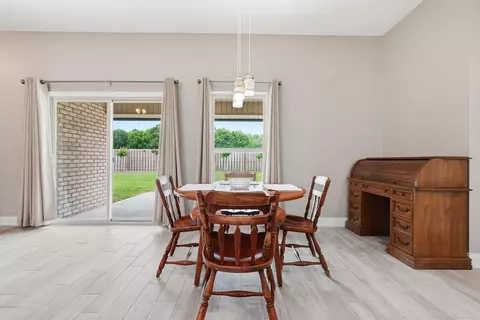 Dining - 4730 Chanson Crossing Xing, Crestview, FL 32539 photo 1 of 4