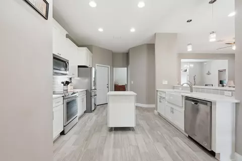 Kitchen - 4730 Chanson Crossing Xing, Crestview, FL 32539 photo 1 of 8