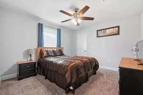 Bedroom - 4730 Chanson Crossing Xing, Crestview, FL 32539 photo 5 of 9