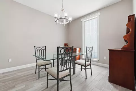 Dining - 4730 Chanson Crossing Xing, Crestview, FL 32539 photo 4 of 4