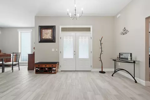 Entry Way - 4730 Chanson Crossing Xing, Crestview, FL 32539 photo 2 of 8