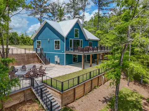 182 Blue Pond Cir, Ponce De Leon, FL 32455