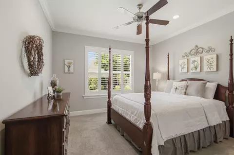 Bedroom - 77 Meadow Lake Dr, Freeport, FL 32439 photo 4 of 4