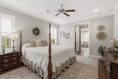 Bedroom - 77 Meadow Lake Dr, Freeport, FL 32439 photo 1 of 4