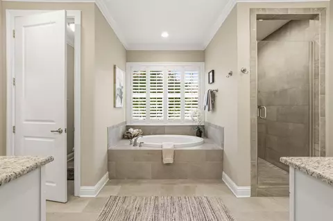 Bath - 77 Meadow Lake Dr, Freeport, FL 32439 photo 2 of 4