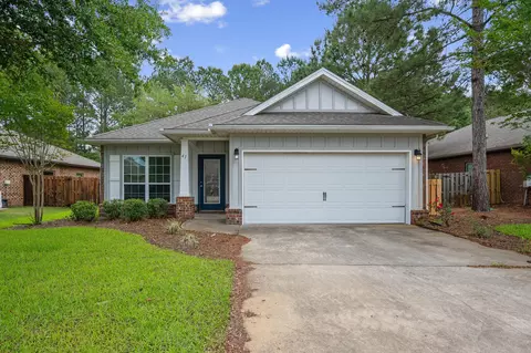 Exterior - 41 Dickens Dr, Freeport, FL 32439 photo 3 of 5