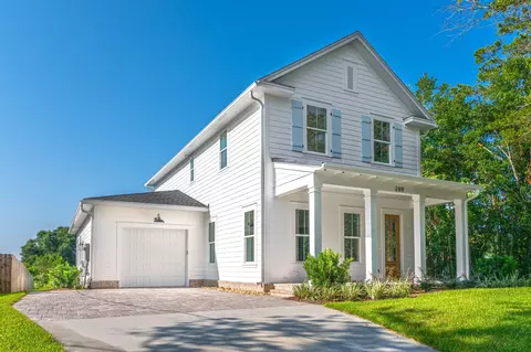 289 E Glen Ave, Valparaiso, FL 32580