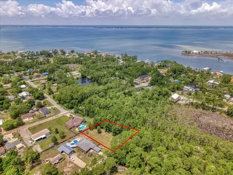 5601 Fleming Pl, Pensacola, FL 32507