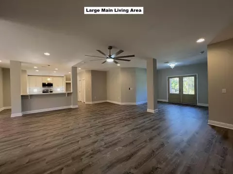 Living - 445 Scooter Cv, Crestview, FL 32539 photo 3 of 3