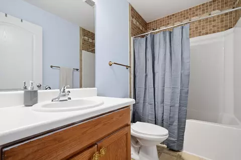 Bath - 2370 Barberee Dr, Crestview, FL 32536 photo 4 of 5