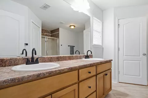 Other - 2370 Barberee Dr, Crestview, FL 32536 photo 5 of 9