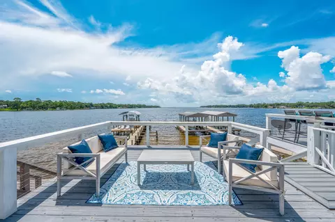 3 Bayshore Pt, Valparaiso, FL 32580