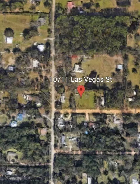 10711 Las Vegas St, Youngstown, FL 32466