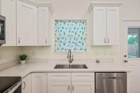 Kitchen - 3105 Holley Dr, Crestview, FL 32539 photo 2 of 3