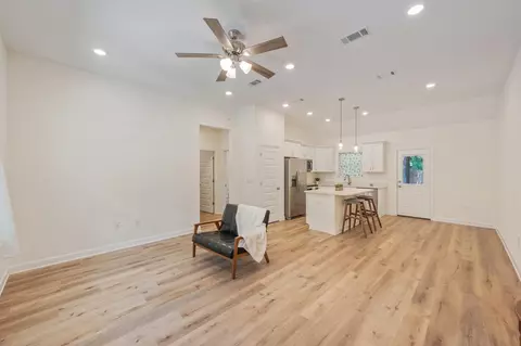 Living - 3105 Holley Dr, Crestview, FL 32539 photo 1 of 2