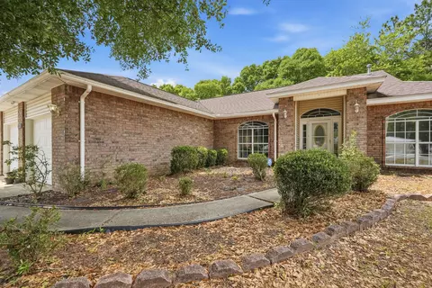 Exterior - 123 Steeplechase Dr, Crestview, FL 32539 photo 5 of 5