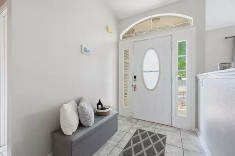 Entry Way - 123 Steeplechase Dr, Crestview, FL 32539 photo 1 of 1