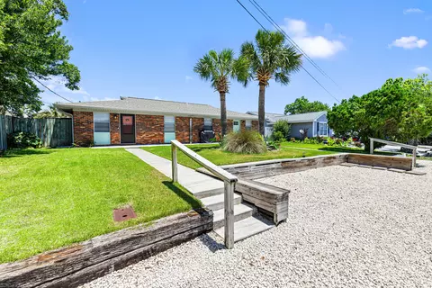 116 Lakeside Cir #A&B, Panama City Beach, FL 32413