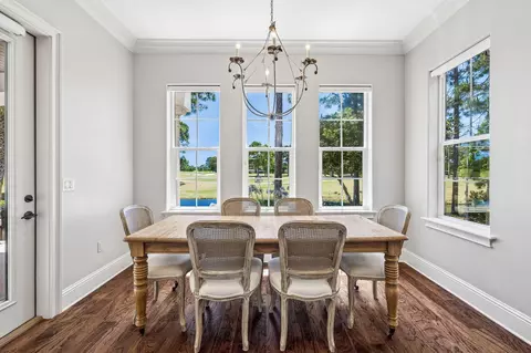 Dining - 1886 Baytowne Loop, Miramar Beach, FL 32550 photo 1 of 2