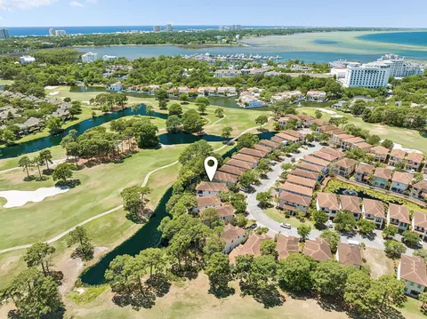 View/Area - 1886 Baytowne Loop, Miramar Beach, FL 32550 photo 9 of 10