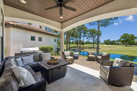 Exterior - 1886 Baytowne Loop, Miramar Beach, FL 32550 photo 2 of 14