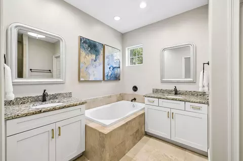Bath - 1886 Baytowne Loop, Miramar Beach, FL 32550 photo 1 of 5