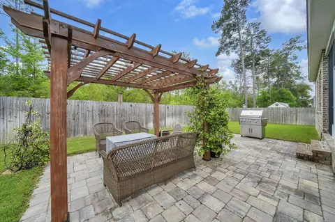 Exterior - 1166 Deer Moss Loop, Niceville, FL 32578 photo 13 of 13