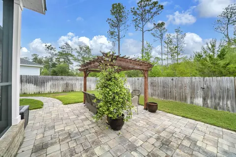 Exterior - 1166 Deer Moss Loop, Niceville, FL 32578 photo 11 of 13