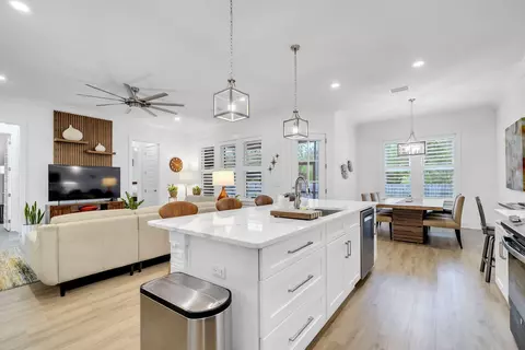 Kitchen - 1166 Deer Moss Loop, Niceville, FL 32578 photo 1 of 7