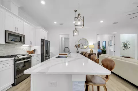 Kitchen - 1166 Deer Moss Loop, Niceville, FL 32578 photo 3 of 7