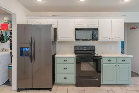 Kitchen - 1948 Hidden Springs Dr, Baker, FL 32531 photo 1 of 2