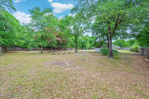 Exterior - 1948 Hidden Springs Dr, Baker, FL 32531 photo 8 of 8
