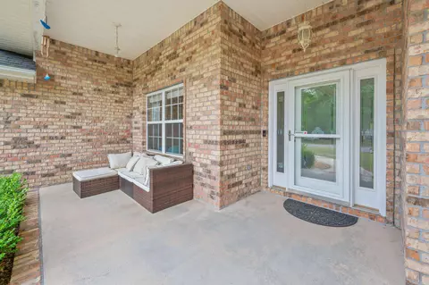 Exterior - 1948 Hidden Springs Dr, Baker, FL 32531 photo 3 of 8