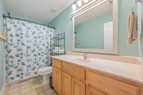 Bath - 1948 Hidden Springs Dr, Baker, FL 32531 photo 5 of 5