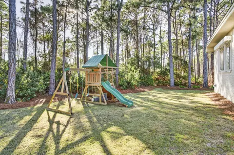 Exterior - 256 Leaning Pines Loop, Destin, FL 32541 photo 10 of 13