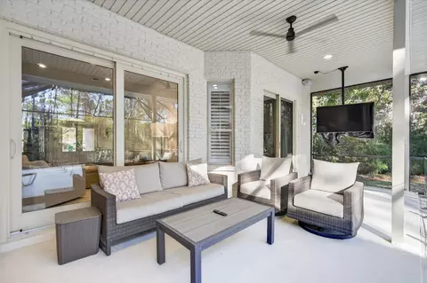 Exterior - 256 Leaning Pines Loop, Destin, FL 32541 photo 5 of 13
